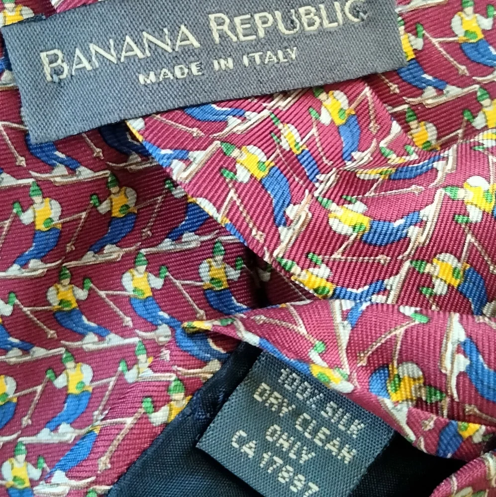 Banana Republic 100% Silk Tie With Maroon Background With Ski Pattern